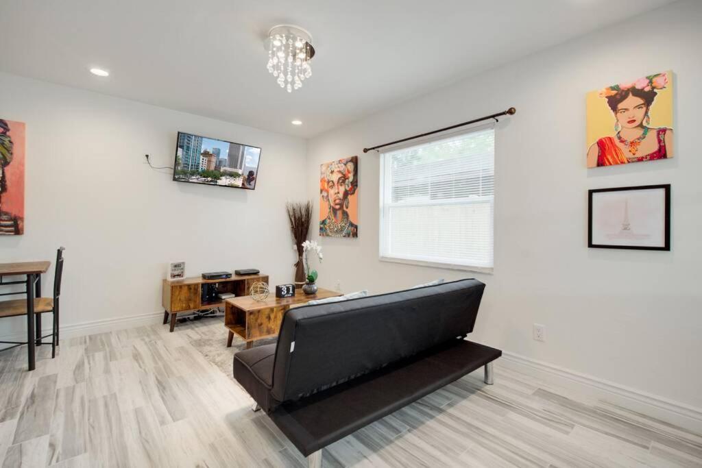 Modern Bayshore Home 44 Tampa Exterior photo